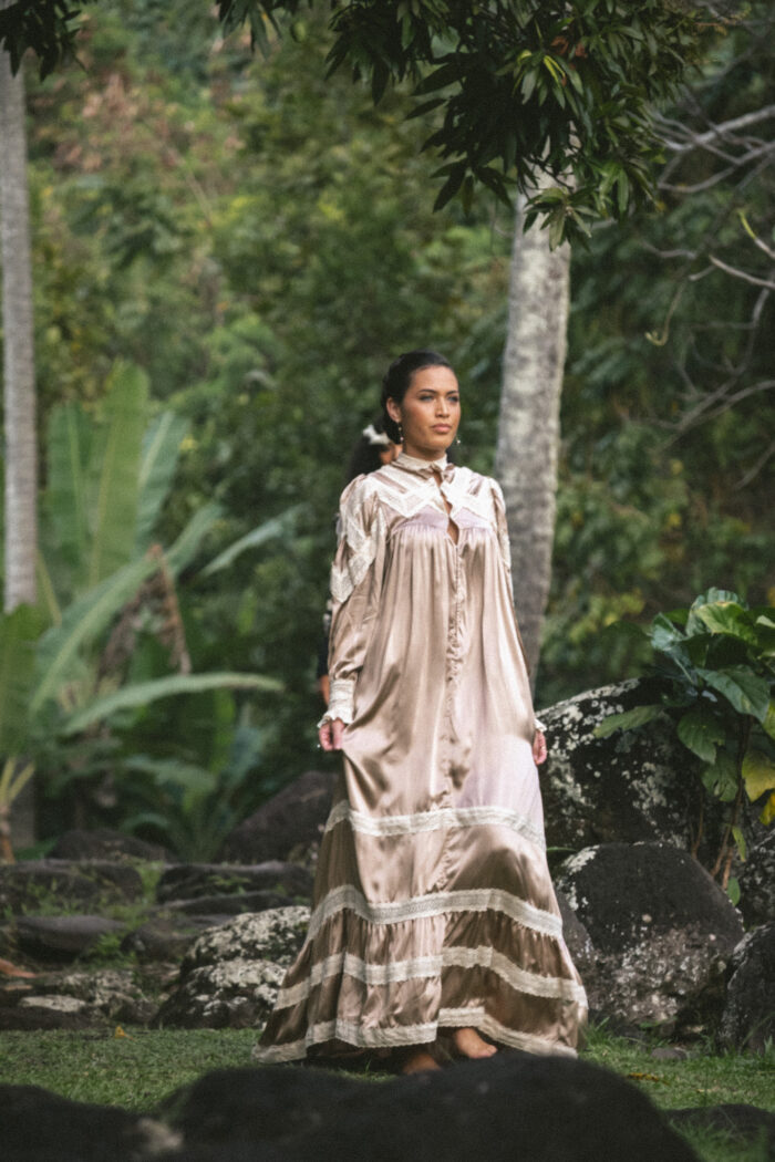 MIRIAMA GOWN - Image 3
